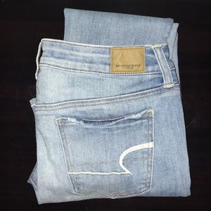 BRAND NEW american eagle jeans